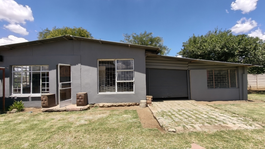4 Bedroom Property for Sale in Hennenman Free State